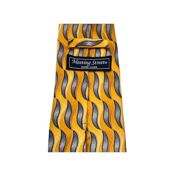 Meeting Street · One Size · 100% Silk Necktie · Swirl Print · Yellow Blue - Picture 3 of 7